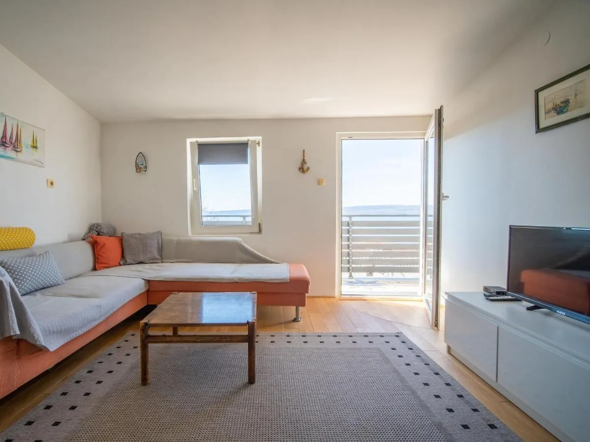 Apartment Bruno By Interhome Selce 0*,
